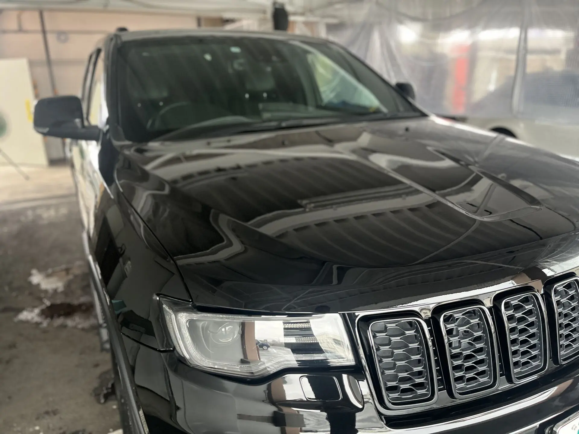 磨き作業＋フレッシュキーパー】（ジープ）グランドチェロキー - 静岡