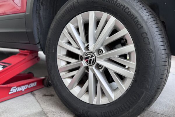 タイヤ交換|T-ROC